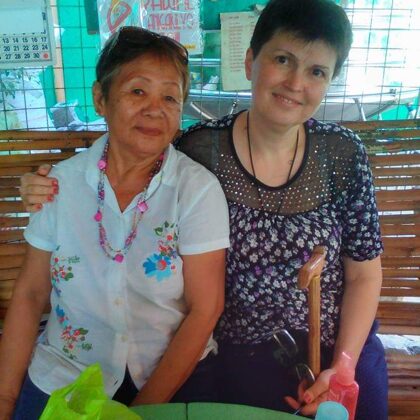 With Mrs Alili - a neighbour to A. Takahaschi, St Maria, maj 2017, the mayor's house